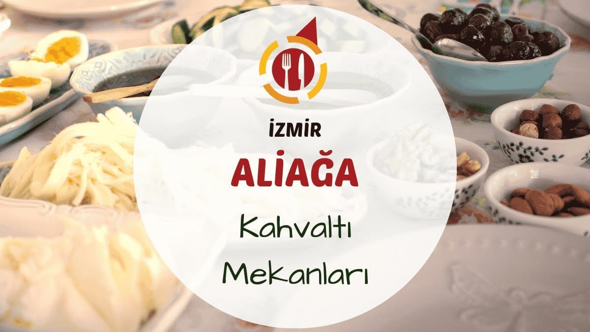 Aliağa'da denize karşı hazırlanmış serpme kahvaltı tabağı ve çay bardakları