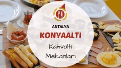 Antalya Konyaaltı kahvaltı mekanlarını gösteren sahil kenarında veya modern bahçeli bir alanda kurulmuş serpme kahvaltı masası görseli