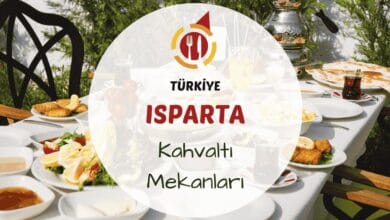 Isparta kahvaltı mekanlarını gösteren doğa içinde ya da lavanta bahçeleri yakınında kurulmuş serpme kahvaltı masası görseli