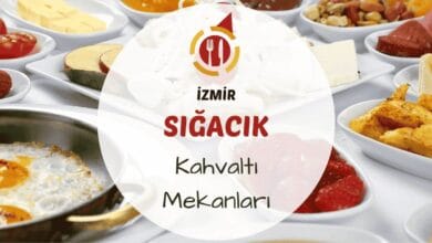 İzmir Sığacık kahvaltı mekanlarını gösteren sahil kasabasında kurulmuş serpme kahvaltı masası görseli